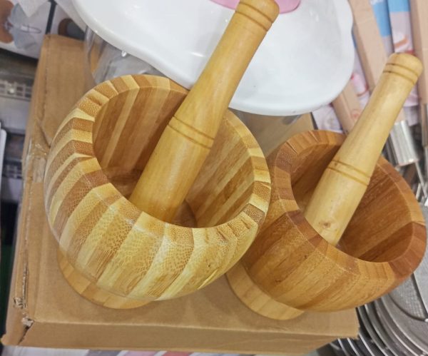 01 Set Wooden Pestle and Mortar For Crushing